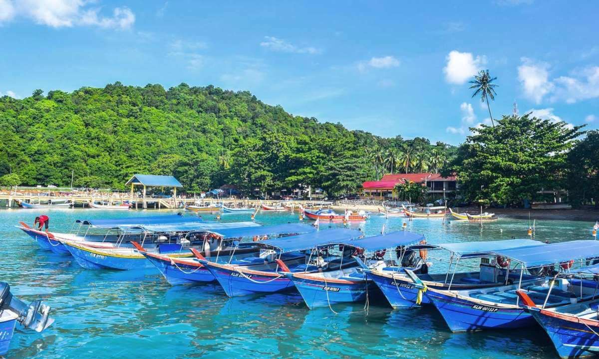 ISLAND HOPPING